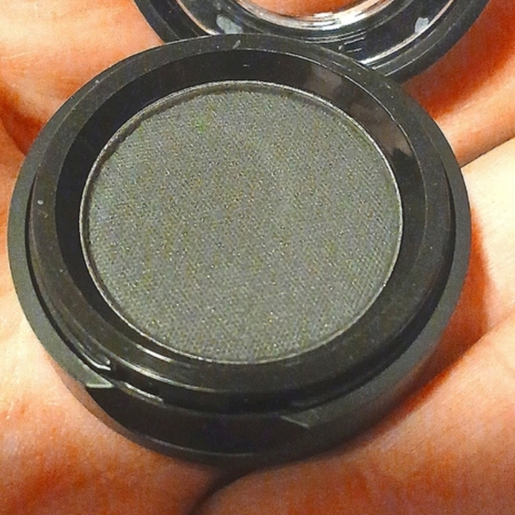 Cao professional eye makeup single shadow base color Eclipse - Picture 6 of 6
